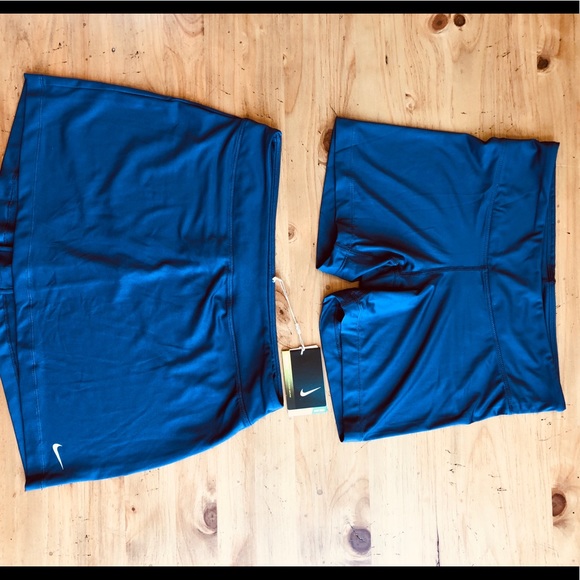 Nike Golf matching 2 piece skort - Picture 2 of 7